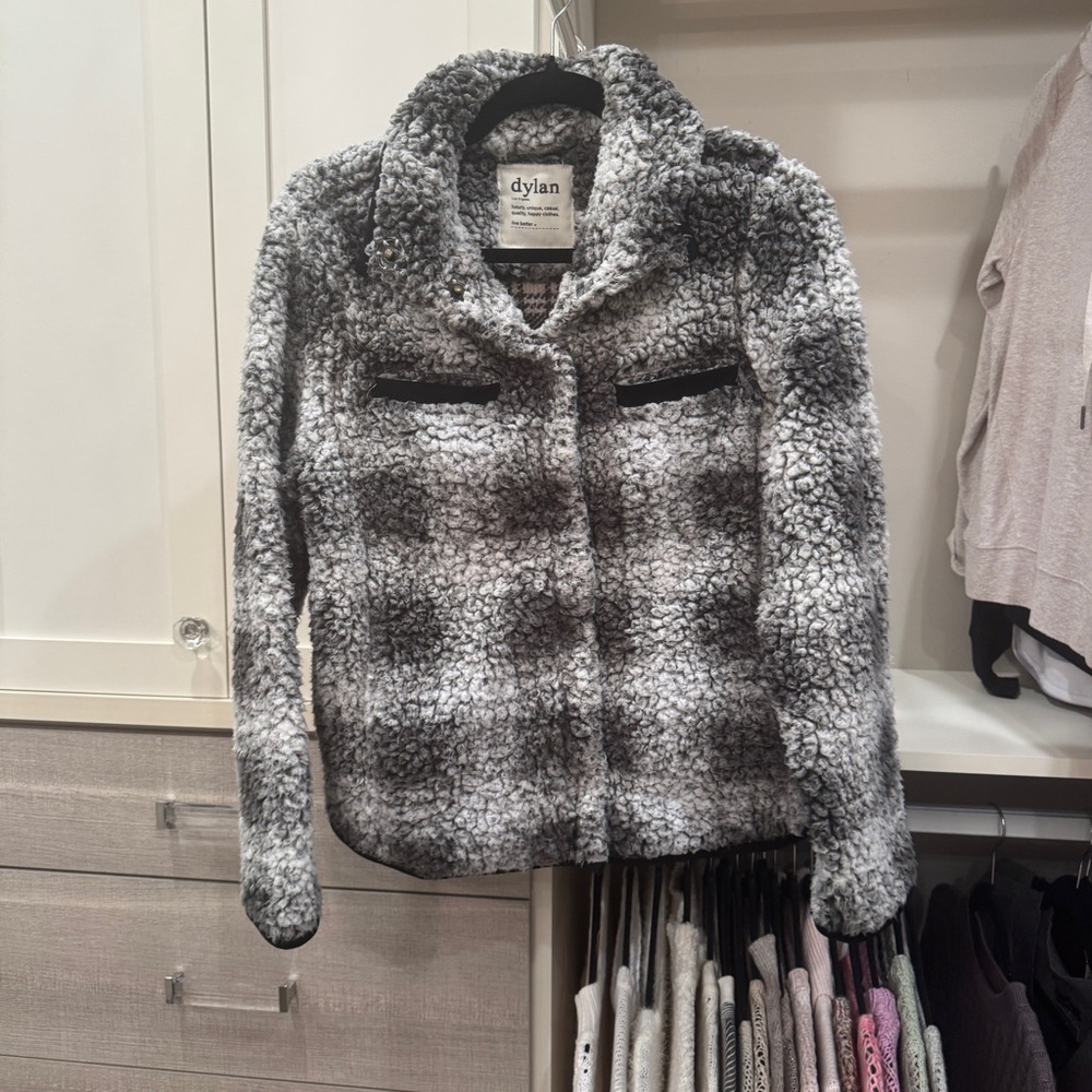 Dylan Women's Black and White Sherpa Jacket